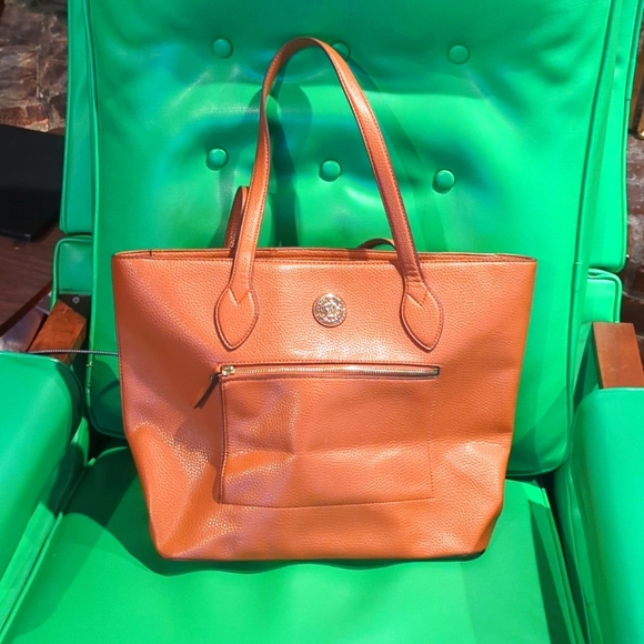 Anne Klein Handbags - EUC Anne Klein Leather Tote